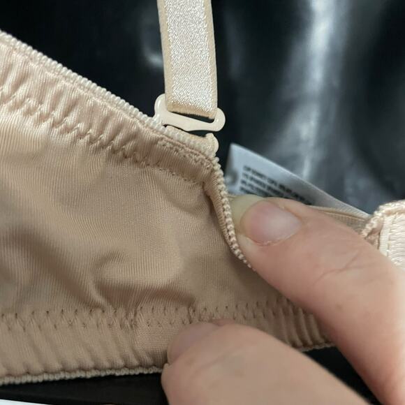 Maidenform Womens Bra Size 36C Push Up Underwire Style P00695 Convertable Strap - Picture 3 of 11